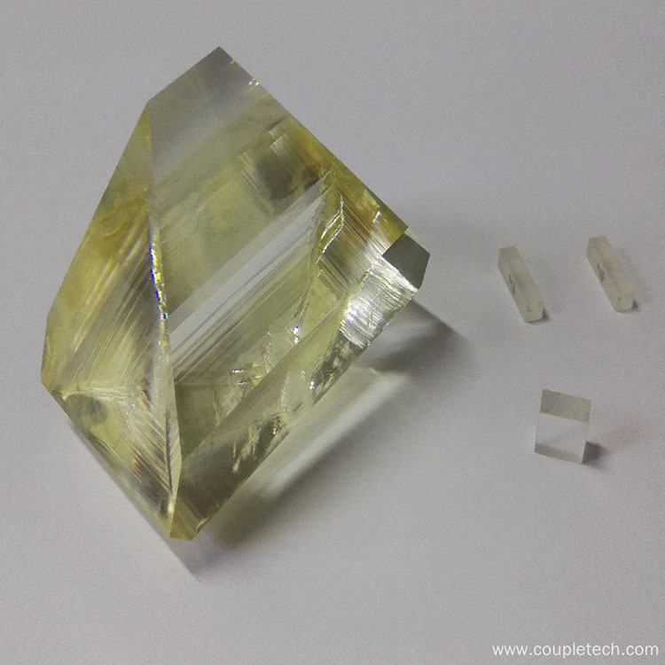 An bhfuil an KTP Crystal Réabhlóideach Feidhmchláir SHG agus OPO sa Tionscal Fótóinic?