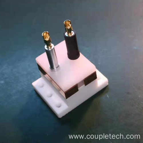 Cad a Dhéanann Póca Cill mar Chomhpháirt Riachtanach Leictriopach i gCórais Léasair Nua-Aimseartha?